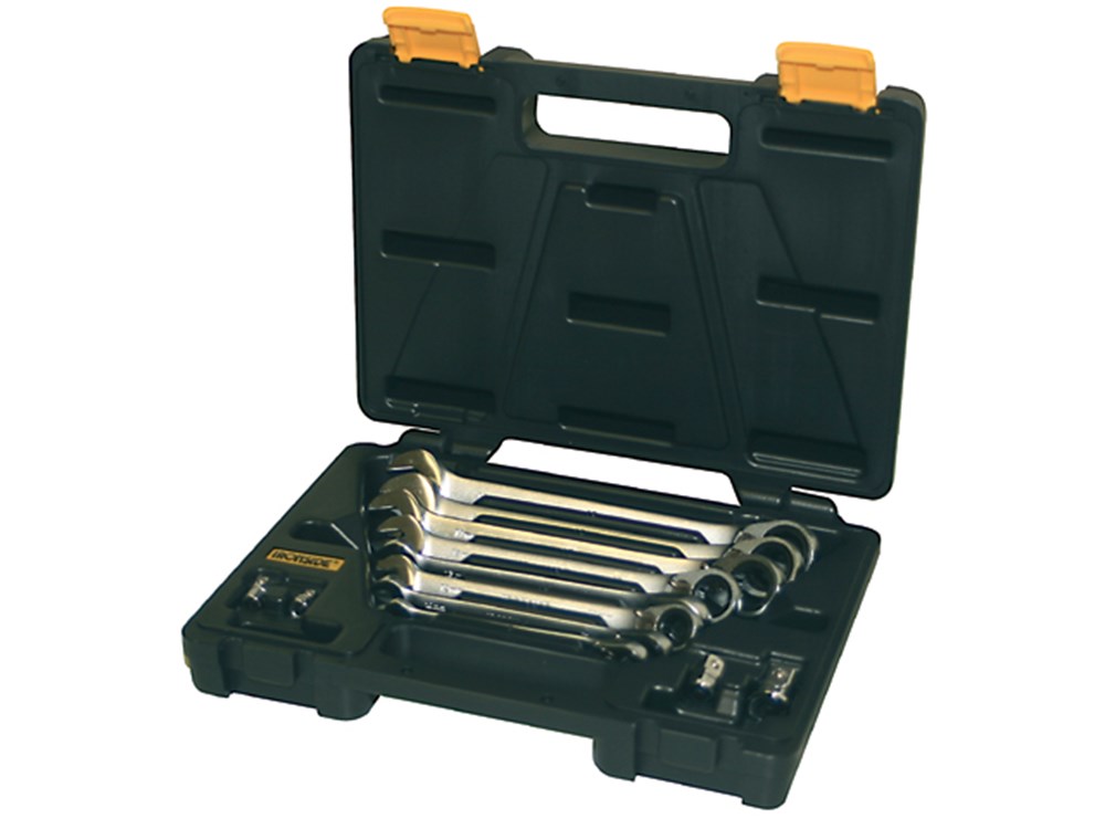 SET VAN 8 STEEKSLEUTELS MET RATEL VAN 8 TOT 19MM